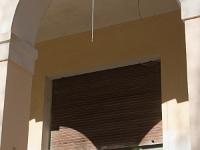 Hôpital Charle Romieu - Digne  Fenêtre sous les arcades de la façade Est