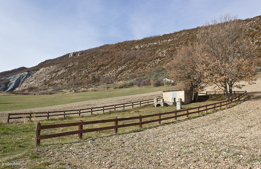 cabanon-arene-002-2.jpg - Bastidon de la Cigalière ou bastidon de Paul Arène.