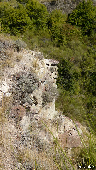 faucon-37web.jpg - Vestiges à l'Est