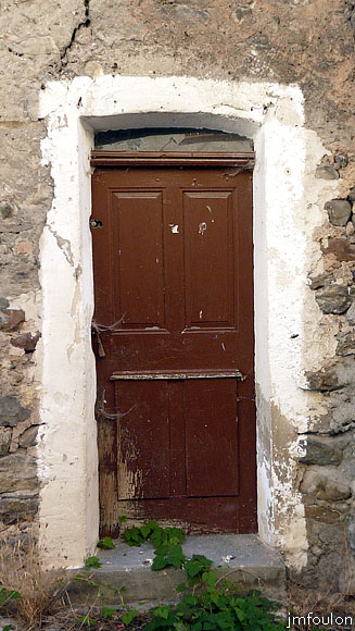 gigors-19web.jpg - Porte dans la rue principale