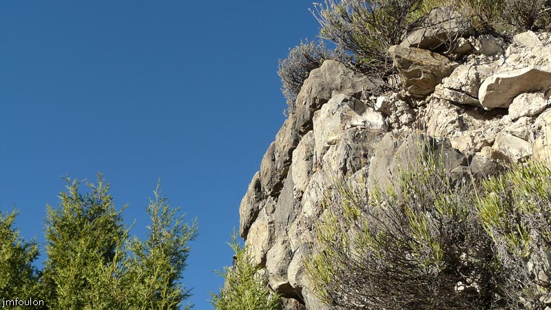 tour-bedoin-18web.jpg - Partie haute du mur Sud