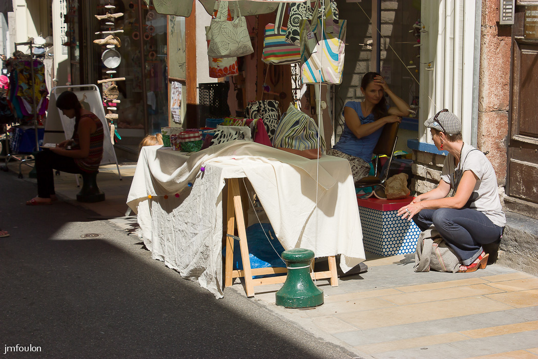 crea-14-06-14-sistarts-025.jpg - Sisteron - Journée Création Artistique du 14 juin 2014