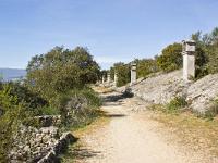 Lurs Notre Dame de Vie  La promenade des Evèques et ses quinze oratoires
