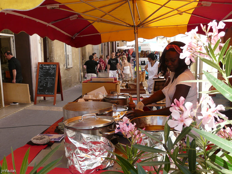 apt-marche-26web.jpg - Plats africains à emporter