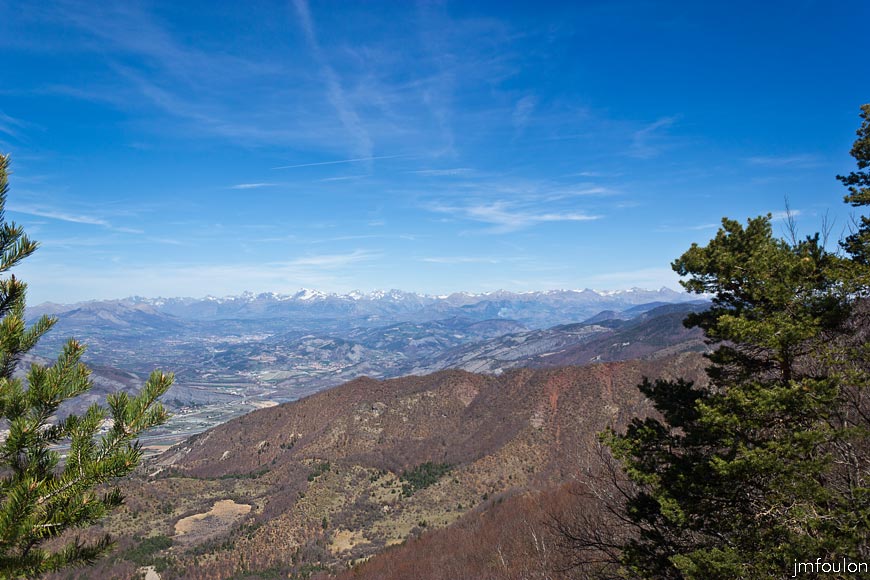 melve-croix-45.jpg - Autre vue vers le Nord