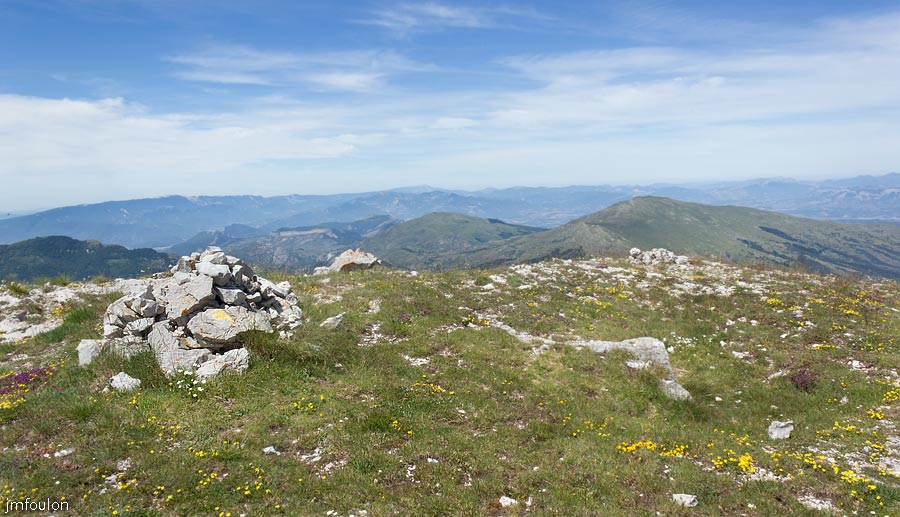 les_monges-067web.jpg - Caïrn au Monges