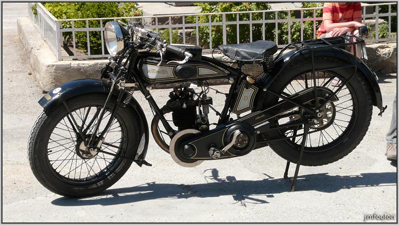 auto-moto-1web.jpg - Auto-moto