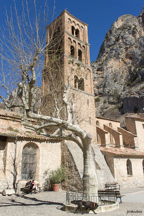 moustier-053.jpg - Notre-Dame-de-l'Assomption ordonnée par le cardinal Pierre de Pratis, entre 1336 et 1361