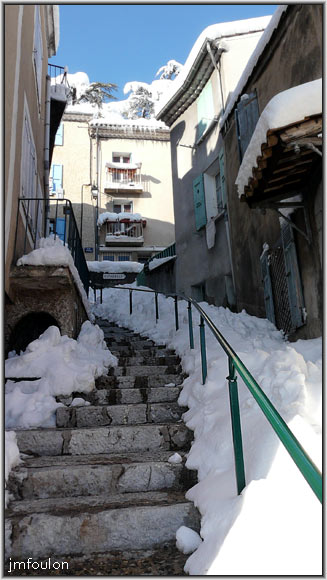 neige-11-1-2010-26.jpg - Montée de la rue Notre Dame vers la rue de la Poterie ( quartier de la Coste )