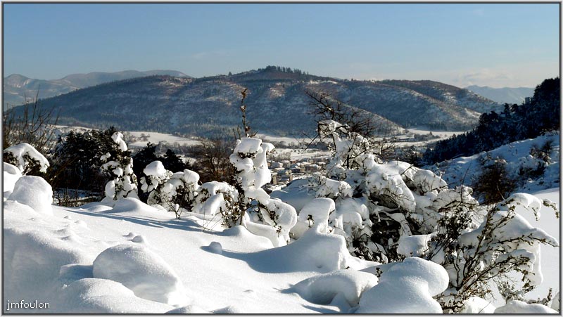 neige-11-1-2010-43.jpg - Vue vers le sud-est depuis le Collet