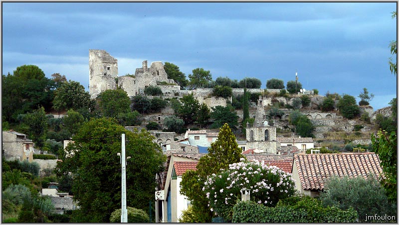 chateau-02web.jpg - Vue générale du château (sud)