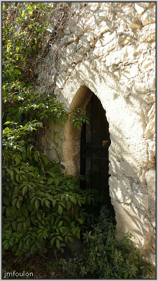 chateau-36web.jpg - Entrée du donjon