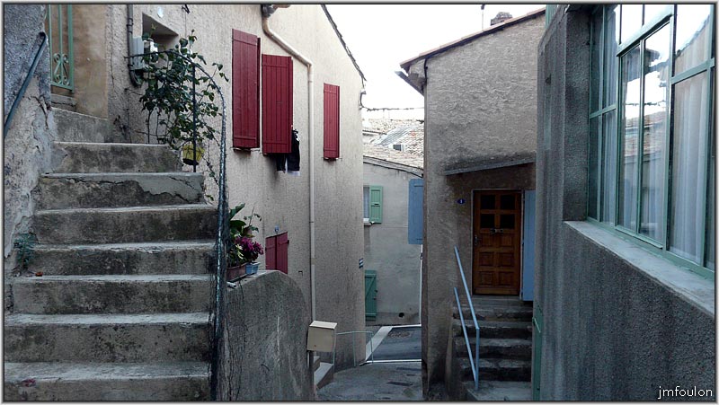 peyruis-27web.jpg - Dans le village