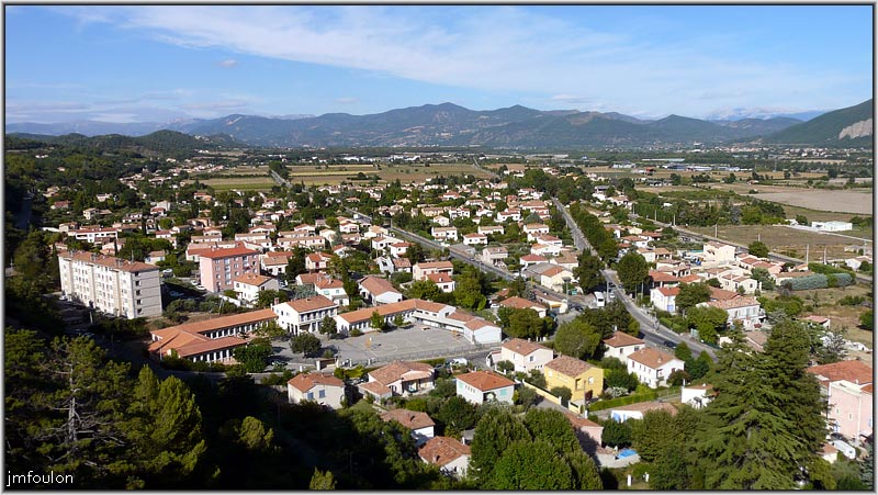 peyruis-vues12web.jpg - Vue sur le carrefour Bléonne-Durance depuis l'esplanade du château