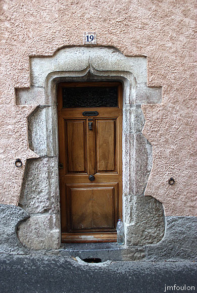 remollon-35web.jpg - Remollon la Bourgade -  Une autre très vieille ouverture (non daté)