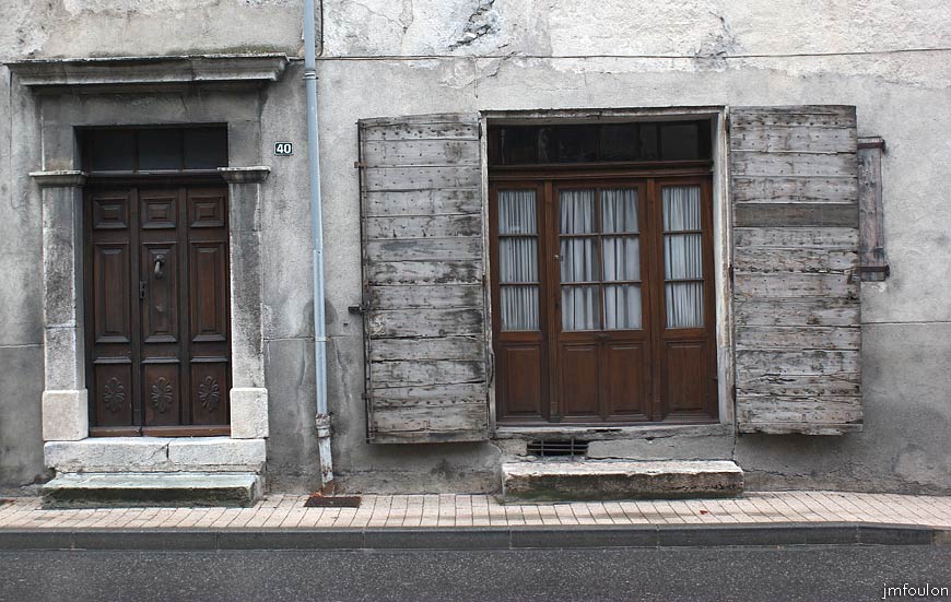 remollon-70web.jpg - Remollon la Bourgade - Façades sur la D 900b