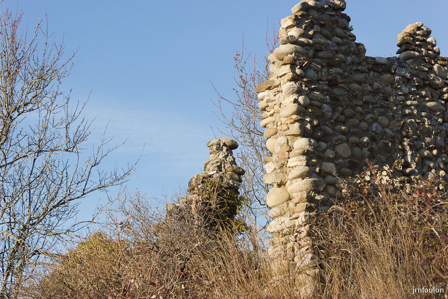 vx-salignac-042.jpg - Vestiges du village