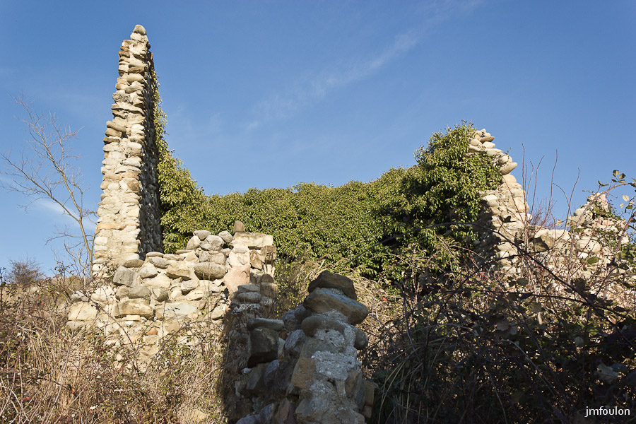 vx-salignac-044.jpg - Vestiges du village