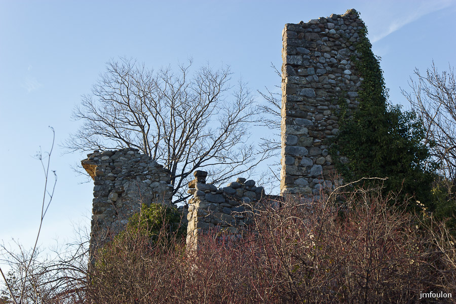 vx-salignac-061.jpg - Vestiges du village