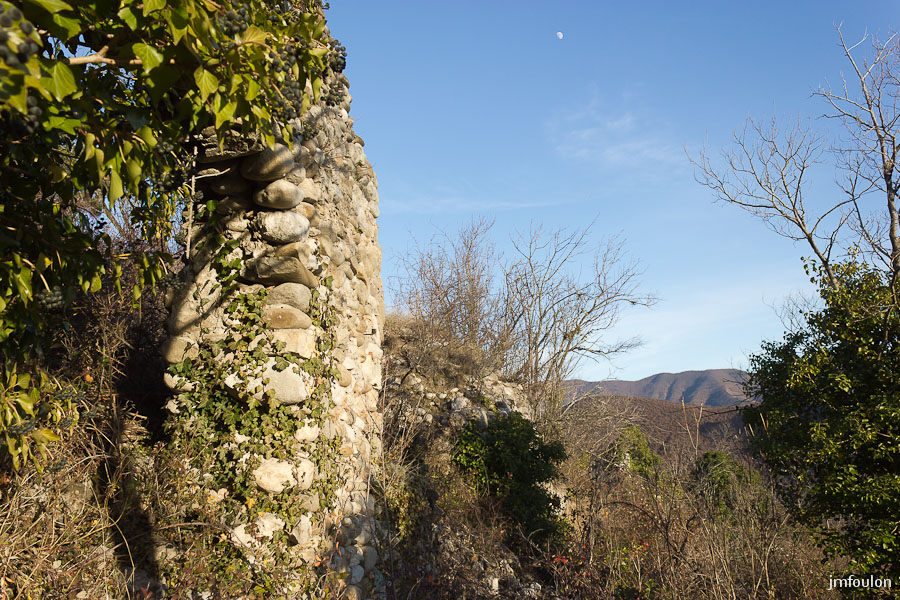 vx-salignac-062.jpg - Vestiges du village