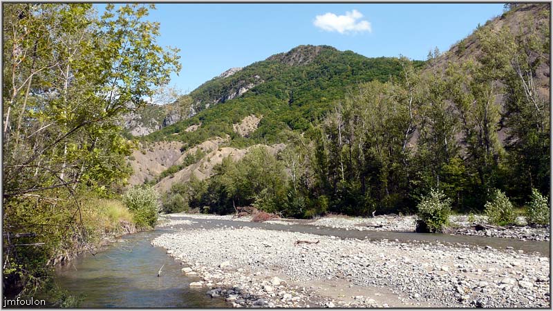 sasse-nibles-10web.jpg - Il se divise ici en deux bras