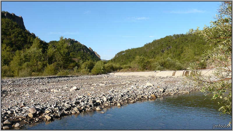 sasse-42web.jpg - Aménagement sur le Sasse au même endroit. Est-ce la prise d'eau du petit canal ? ...