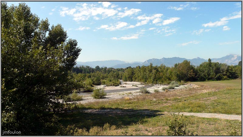 sasse-60web.jpg - Vue en aval du pont de Valernes