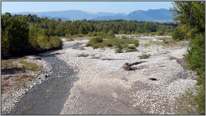 sasse-63web.jpg - Vue en aval sur le  pont de Valernes