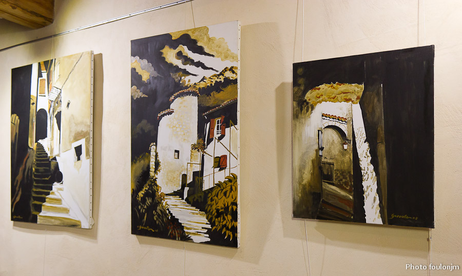 garoute-2.jpg - A l'atelier 72 rue Henry Peuzin. Toiles de Garoute.