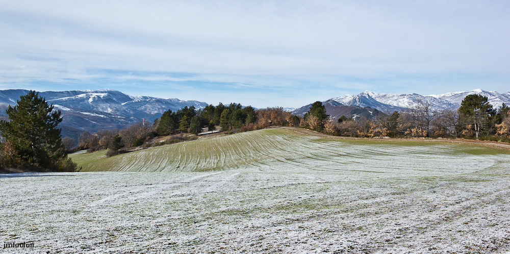tr-baume-035-2.jpg - Vue vers le Sud