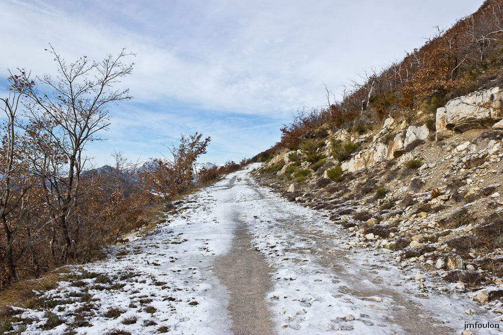 tr-baume-048-2.jpg - La piste enneigée