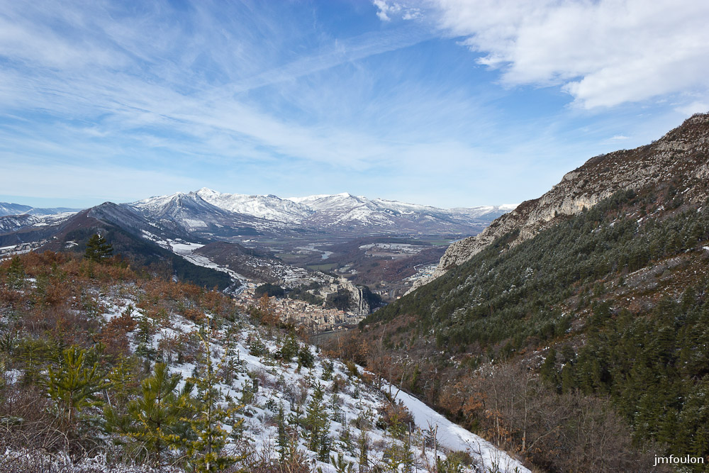 tr-baume-053-2.jpg - Sisteron réapparaît dans son écrin majestueux ! ...