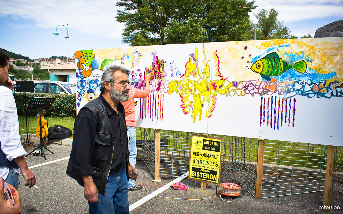 perf-019-2.jpg - Performance Sist'Arts du 31 mai 2014 Sisteron - Alfredo Lombardo