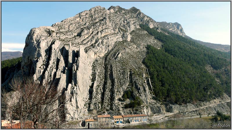 baume-02web.jpg - Sisteron - La Baume vue depuis la Coste