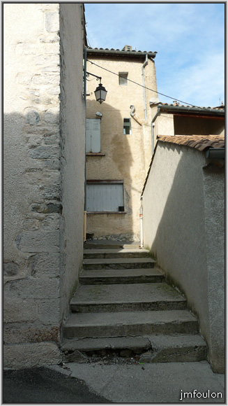 rue-b-remparts-05web.jpg - Rue Basse des Remparts - Passage faisant communiquer cette rue avec la rue Bourg Reynaud que nous verrons plus loin