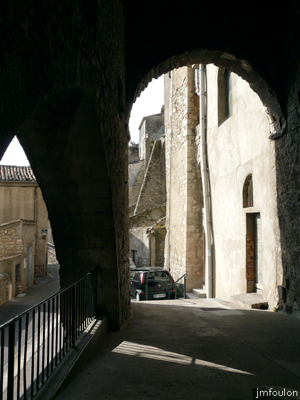 rue-ft-chaude-14web.jpg - Vue vers le sud depuis le couvert de Font Chaude