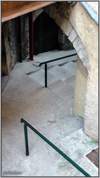 rue-ft-chaude-23web.jpg - La partie couverte de l'andrône