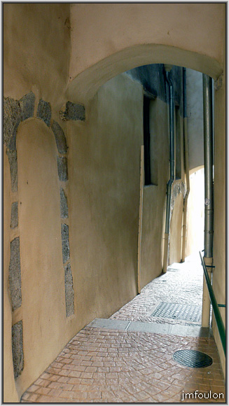 rue-basse-rempart-bas-07web.jpg - Rue Basse des Remparts - Vue depuis la rue Droite