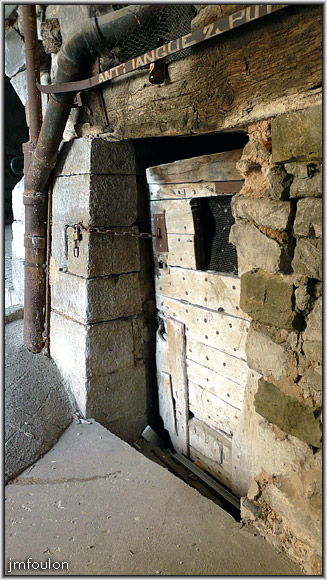 rue-glissoir-07web.jpg - Rue du Glissoir - Intérieur du couvert