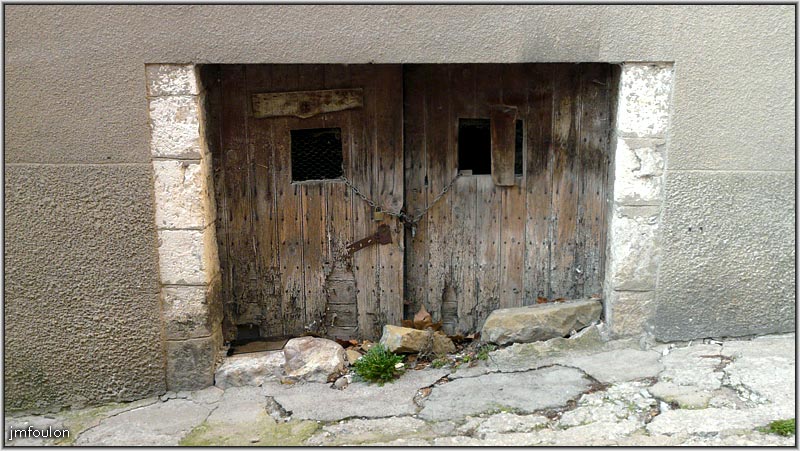 rue-glissoir-16web.jpg - Rue du Glissoir - Porte basse côté sud du couvert