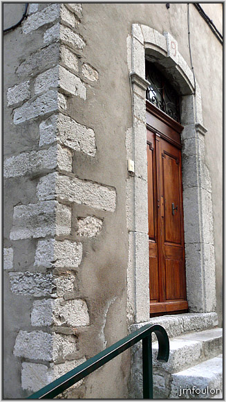 rue-mission-22web.jpg - Rue de la Mission - Chaine d'angle et porte
