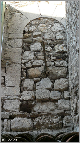 rue-coste-14web.jpg - La Coste - Rue de la Coste. Ouverture murée