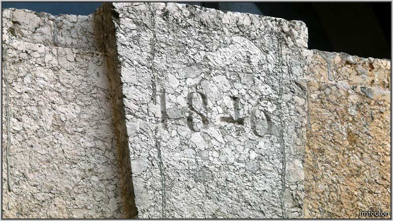 rue-jalet-couvent-08web.jpg - Façade Est du couvent des clarisses - Porte ouverte en 1846 (clé de voute)