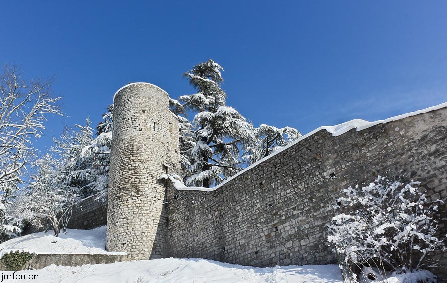 sist-neige-12_02-03.jpg - La Coste - Tour du Fort et remparts