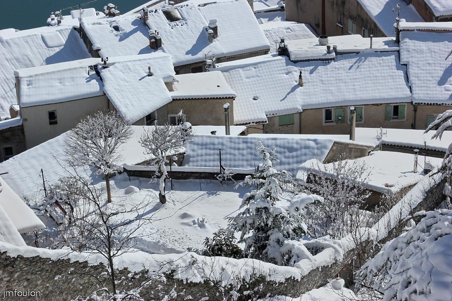 sist-neige-12_02-16.jpg - Vue sur l'est de la Coste et la rue Saunerie depuis l'esplanade de la Citadelle