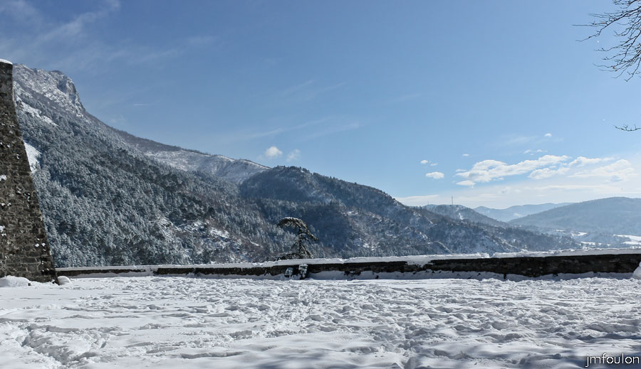 sist-neige-12_02-18.jpg - Vue vers le Sud/Est depuis l'esplanade de la Citadelle