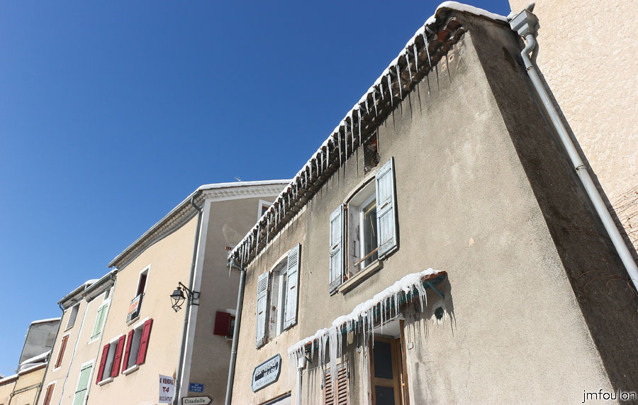 sist-neige-12_02-26.jpg - La Coste - Glace rue Notre Dame