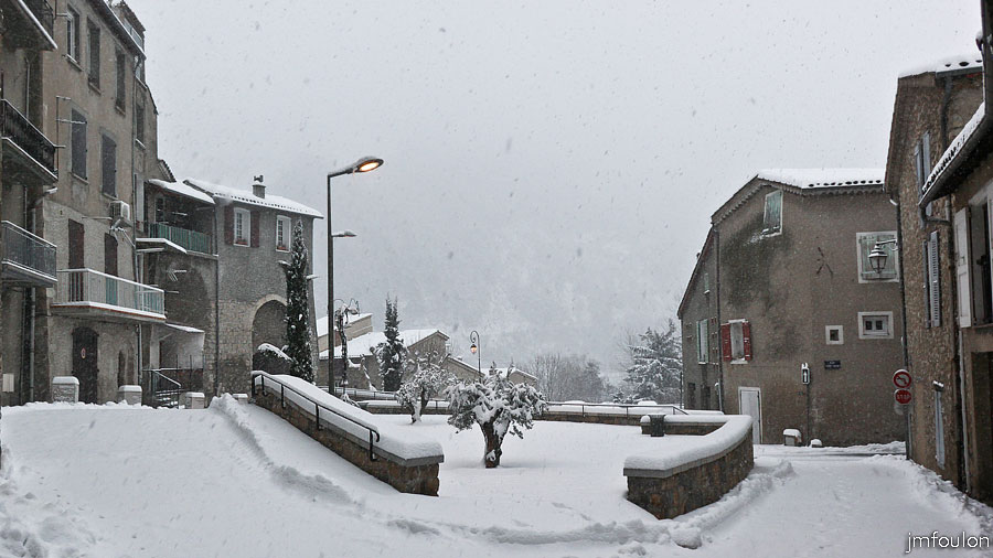 sist-neige-11_02-28web.jpg - Place de la NIère