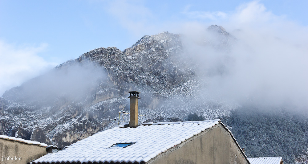 sist-21-11-13-002.jpg - La baume depuis la fenêtre de ma chambre