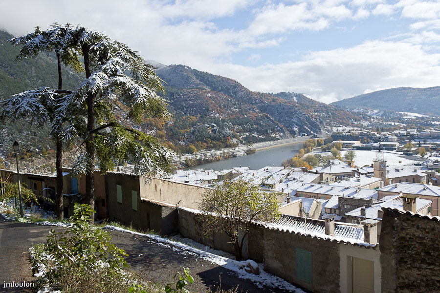 sist-21-11-13-012.jpg - Autre vue sur la ville depuis La Coste